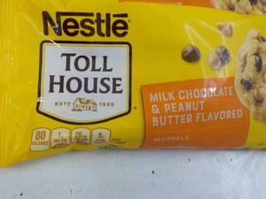 4 ct 11 oz bags Nestle Toll House M...