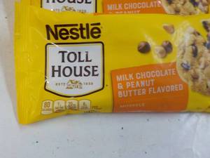 4 ct 11 oz bags Nestle Toll House M...