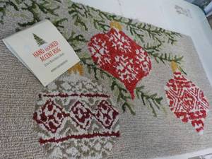 Hand Hooked Accent Holiday Floor Ma...