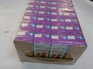 32 pack Grape Juicy Juice...