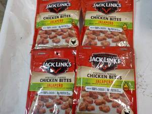 4 ct 3.25 oz bags Jack Links Chicke...