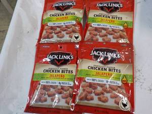 4 ct 3.25 oz bags Jack Links Chicke...