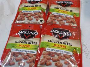 4 ct 3.25 oz bags Jack Links Chicke...