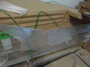 22 ctns 2 ft x 2 ft Square Flooring...