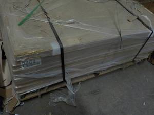 18 ctns 2 ft x 2 ft Square Flooring...