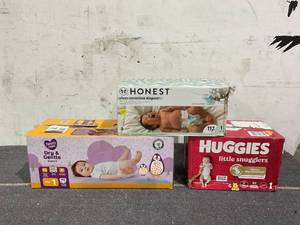 lot 124 image: LOT OF 3 Baby Diapers Size 1