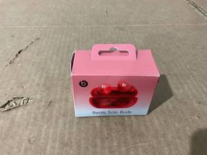 lot 33 image: Beats by Dr. Dre Beats Solo Bluetooth In Ear Ear Buds