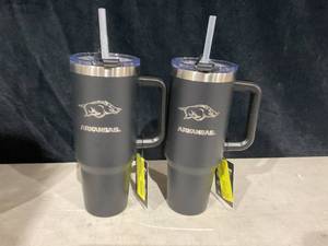 lot 425 image: LOT OF 6 Arkansas Razorbacks The Memory Company Personalized Black 46oz. Colossal Tumbler