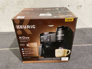 lot 71 image: Keurig K-Duo Essentials, Hot & Iced Single-Serve K-Cup Pod Coffee Maker & Carafe