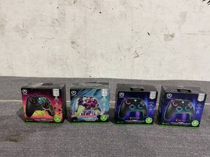 lot 153 image: LOT OF 4 Power A Advantage Wired Controller