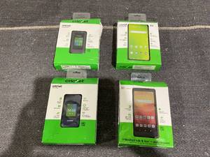 lot 170 image: LOT OF 4 Cricket Phones