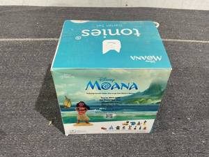 lot 187 image: Tonies Disney Toniebox Audio Player Starter Set with Moana