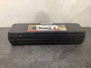 lot 719 image: Black Jack 2.25 Ton Trolley Jack with 2.25 Ton Jack Stands in Case Black - T82253W