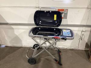 lot 322 image: Weber Traveler Portable Gas Grill, Black
