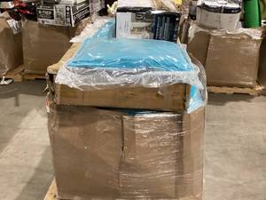lot 906 image: Wholesale Pallet of Assorted Miscellaneous Items