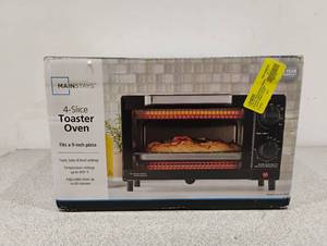 lot 60 image: NEW MAINSTAYS 4-SLICE TOASTER OVEN