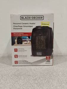 lot 58 image: NEW BLACK AND DECKER PERSONAL CERAMIC HEATER