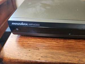 lot 16 image: Panamax MR4000 Power Manager