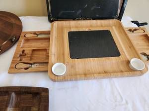 lot 44 image: Bamboo Cheese Board Set with Knives