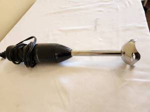 lot 45 image: KitchenSmith Immersion Blender