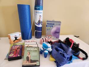 lot 58 image: Home Fitness Wellness Bundle