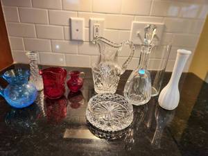 lot 139 image: Vintage Glassware Collection