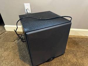 lot 158 image: Martin Logan Dynamo 500 Subwoofer