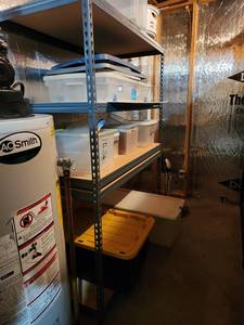 lot 194 image: Metal Storage Shelving Unit
