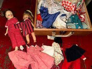 lot 221 image: Vintage Dolls & Clothing Set