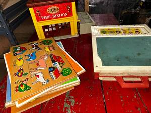 lot 222 image: Vintage Fisher Price Toy Collection