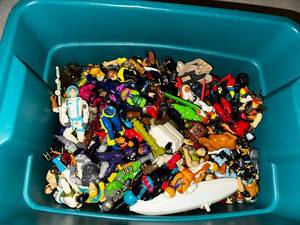 lot 232 image: Vintage Action Figures Lot