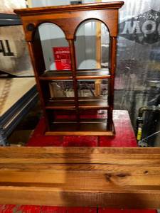 lot 234 image: Vintage Wooden Wall Display Shelf