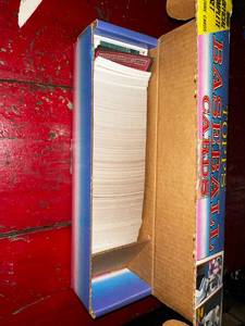 lot 237 image: Topps Vintage Baseball Cards Box