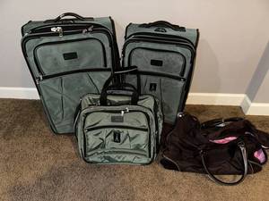 lot 254 image: Four-Piece Luggage Set with Duffel