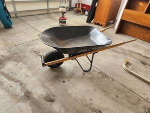 lot 284 image: Blue Hawk Wheelbarrow