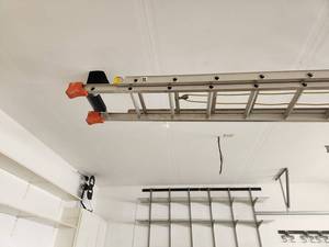 lot 288 image: Extendable Aluminum Ladder