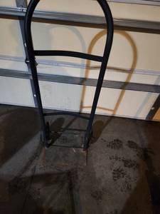 lot 26 image: Heavy Duty Hand Truck