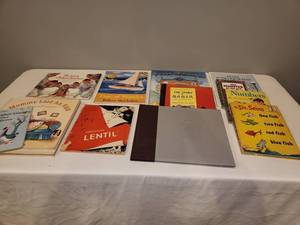 lot 60 image: Vintage Childrens Books Collection