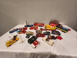 lot 75 image: Vintage Die-Cast Toy Vehicle Collection