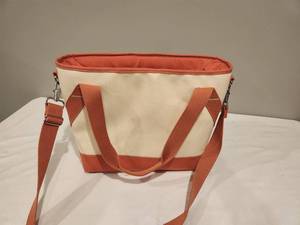 lot 76 image: L.L.Bean Canvas Tote Bag