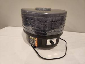 lot 83 image: Waring Pro Dehydrator
