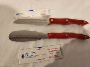 lot 85 image: Cutco Red Handle Knife Set