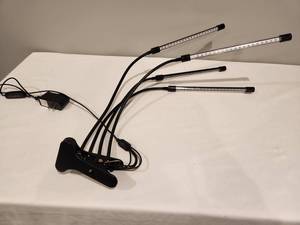 lot 121 image: LED Grow Light with 4 Gooseneck