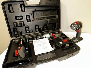 lot 139 image: Craftsman 19.2V Cordless Tool Kit
