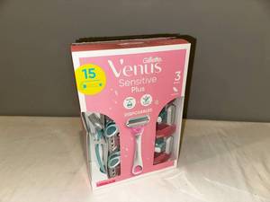 lot 149 image: Gillette Venus Sensitive Razors - 15 Pack