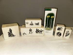 lot 161 image: Dept 56 Village Accessories Set
