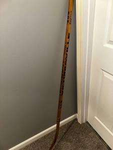 lot 177 image: Victoriaville Autographed Hockey Stick