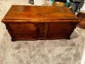 lot 187 image: Antique Wooden Storage Chest