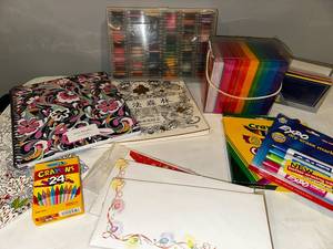 lot 198 image: Arts & Crafts Mega Bundle