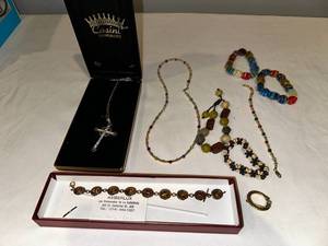 lot 212 image: Casini Necklace & Amberlux Bracelet Set